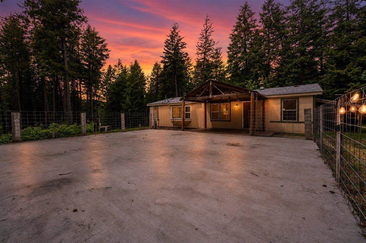 14611 Mountain View Ln - Photo 1