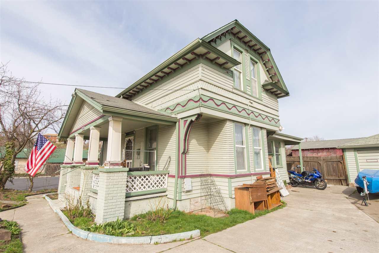 2824 Ruby St - Photo 1