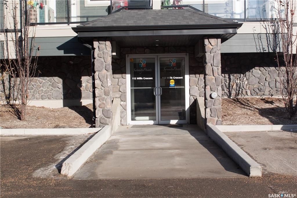 112 Willis Crescent - Photo 1
