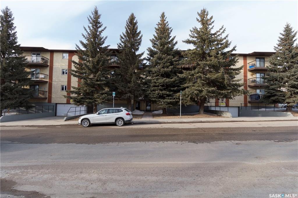 3120 Louise Street - Photo 1