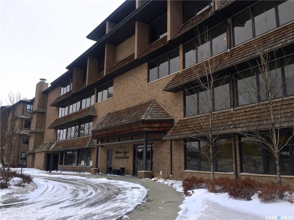 623 Saskatchewan Crescent - Photo 1