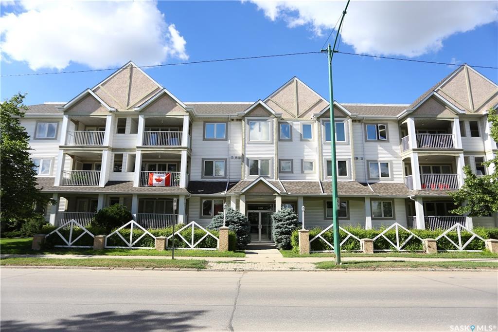 318 108th Street - Photo 1