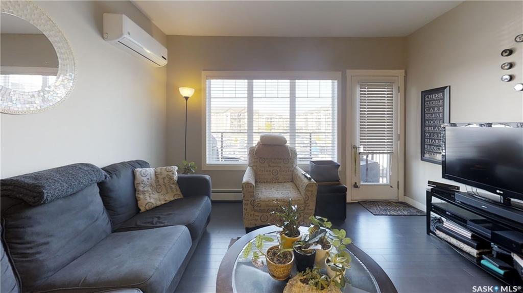 706 Hart Road - Photo 1