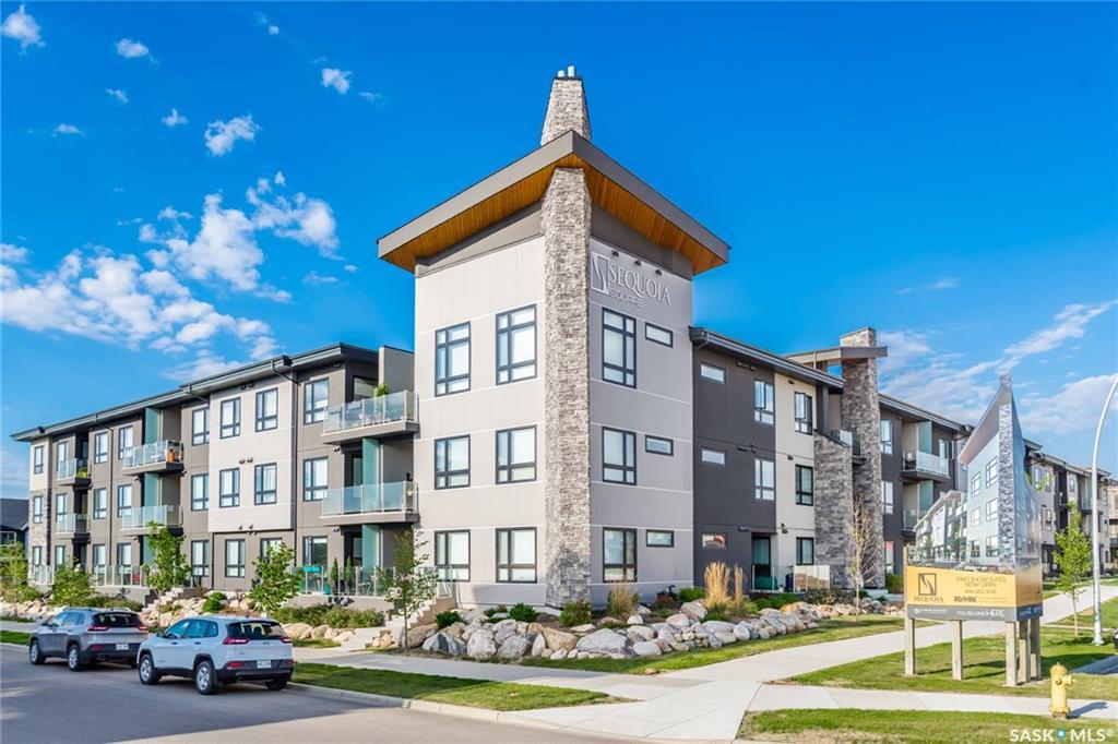 223 Evergreen Square - Photo 1