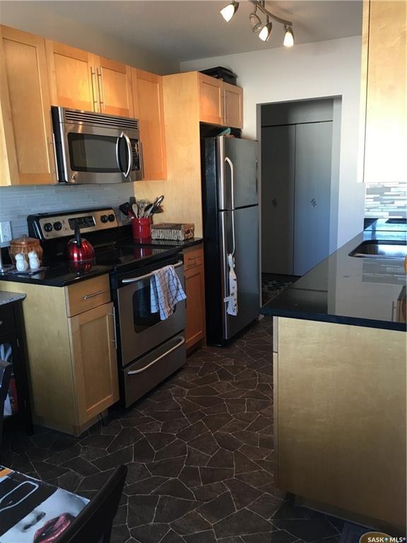 2203 7th Street - Photo 1