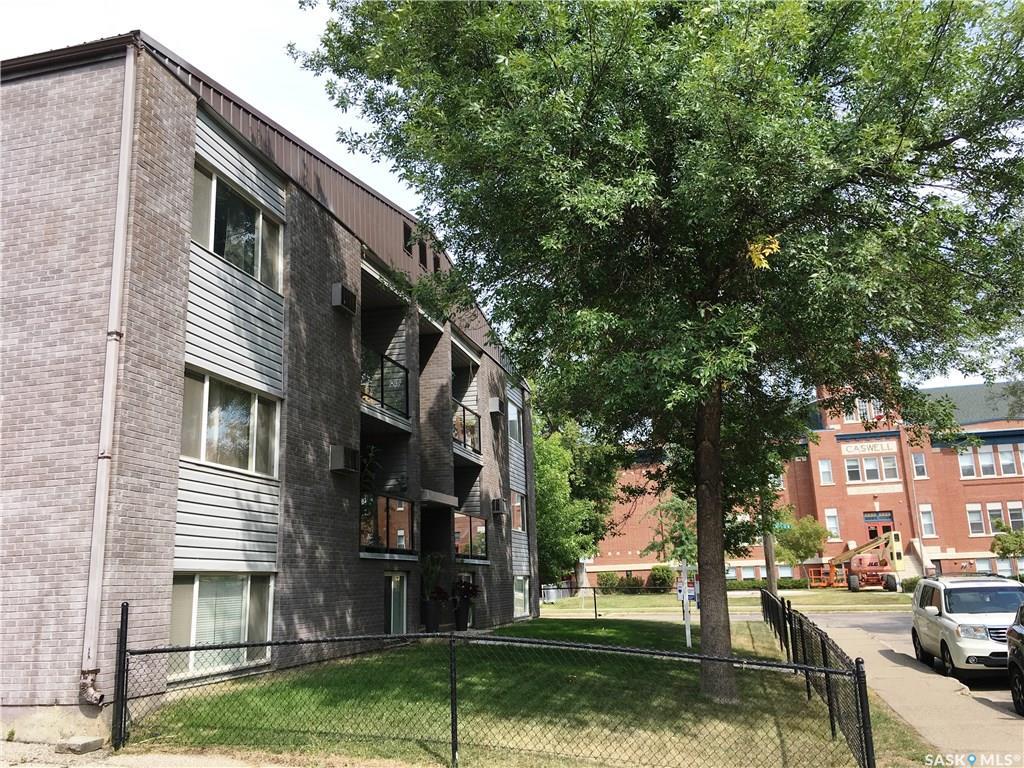 833 B Avenue - Photo 1