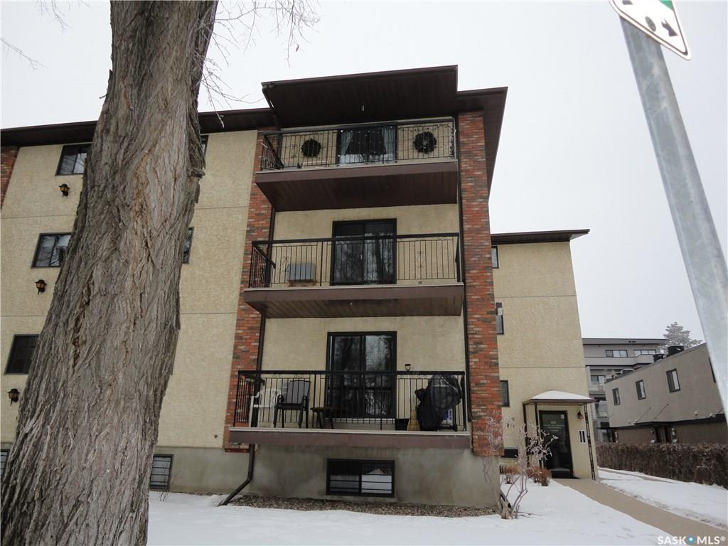 1005 9th Street - Photo 1