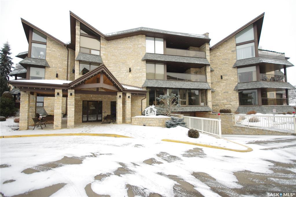 2305 Adelaide Street - Photo 1
