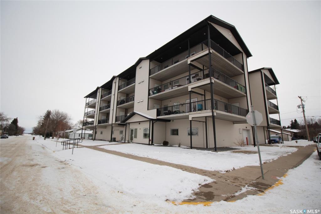 220 Mccallum Avenue - Photo 1