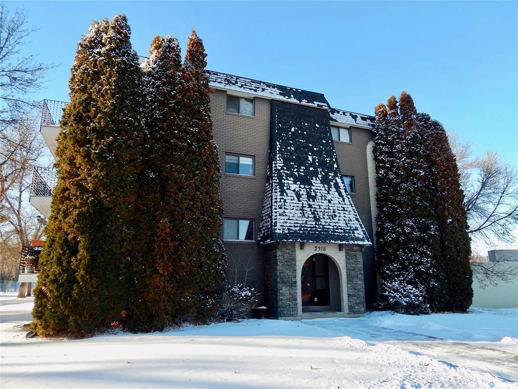 2318 Arlington Avenue - Photo 1