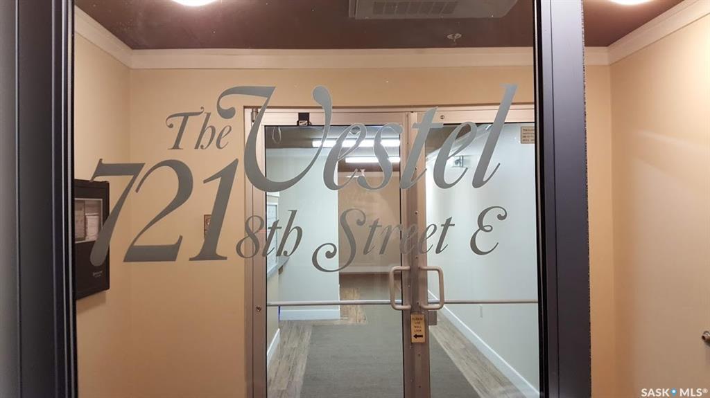 721 8th Street - Photo 1