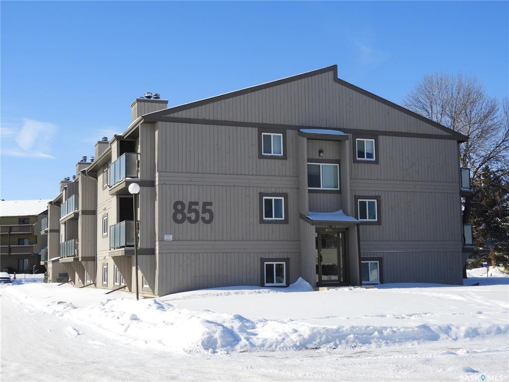855 Wollaston Crescent - Photo 1