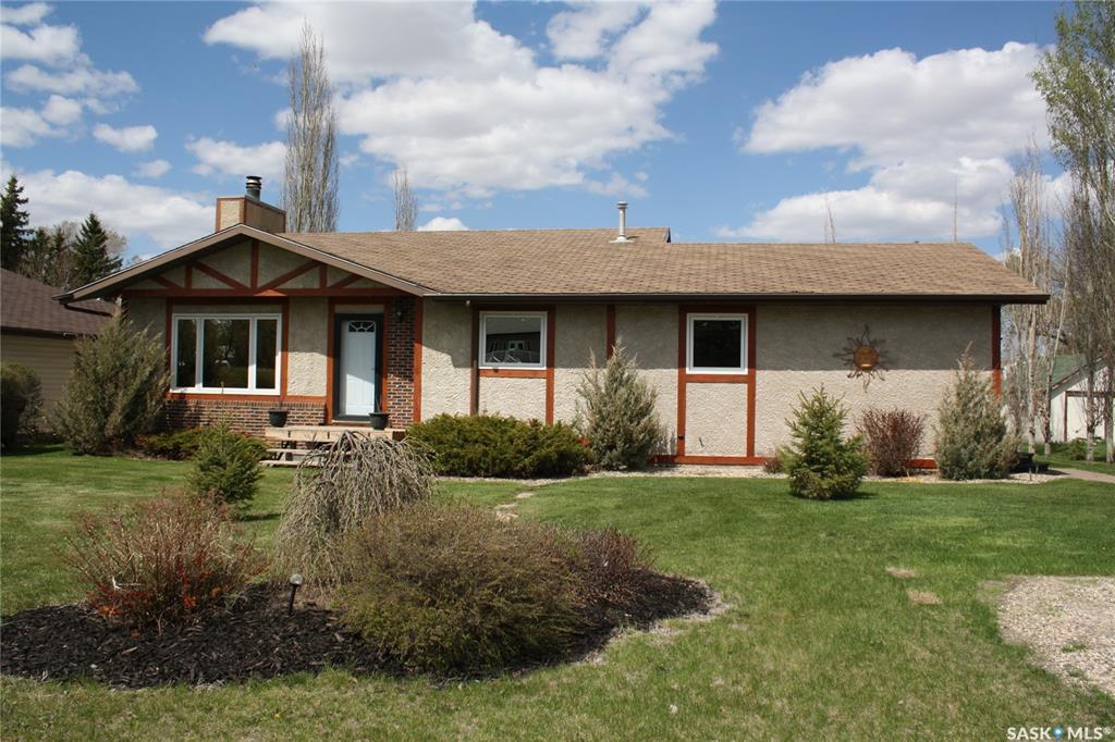 320 Road Avenue - Photo 1