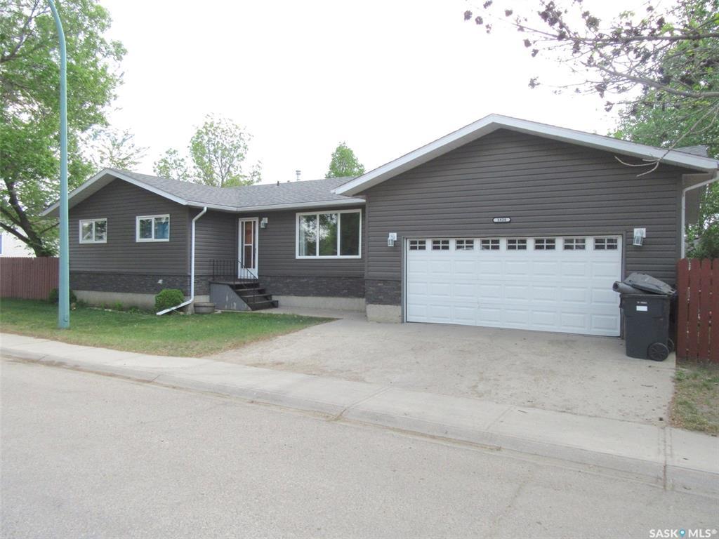 1820 Coteau Avenue - Photo 1