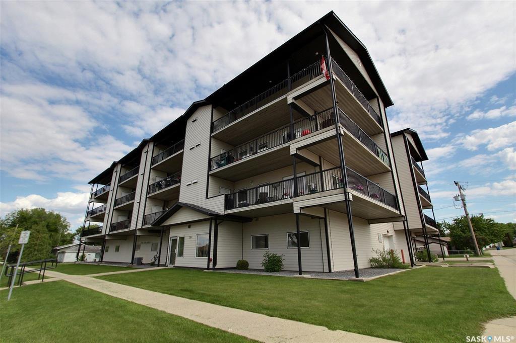 220 Mccallum Avenue - Photo 1