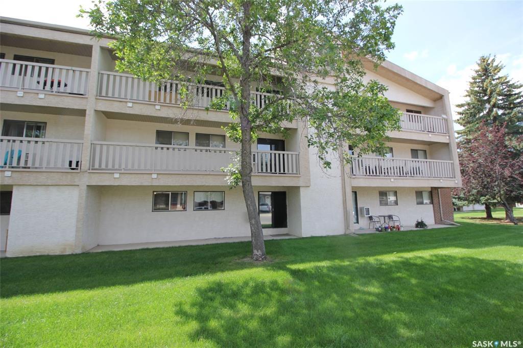 310 Stillwater Drive - Photo 1
