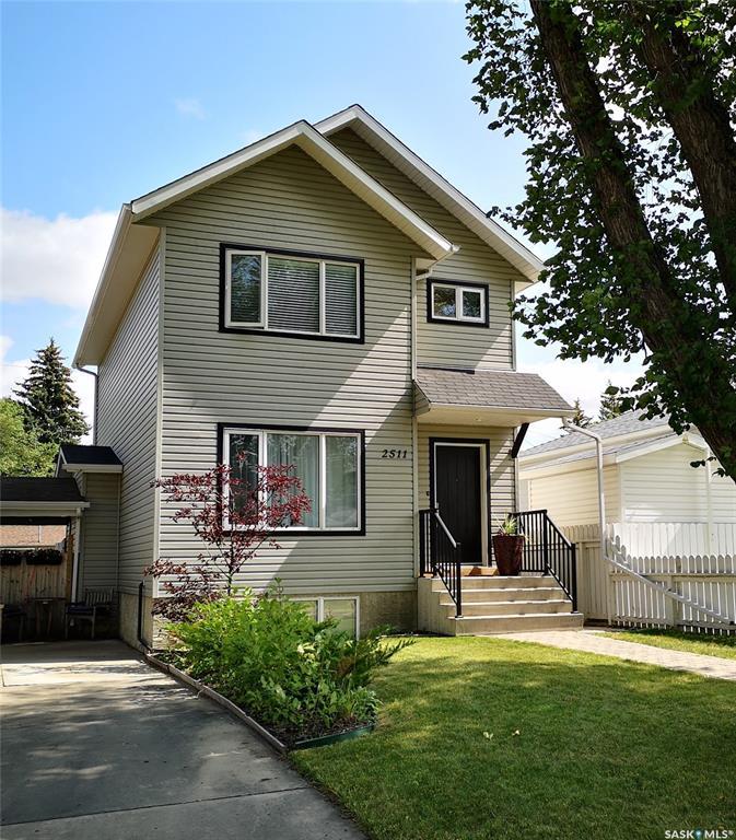 2511 Kelvin Avenue - Photo 1
