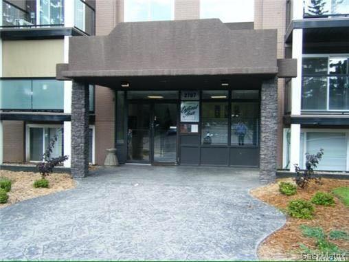 2707 7th Street - Photo 1