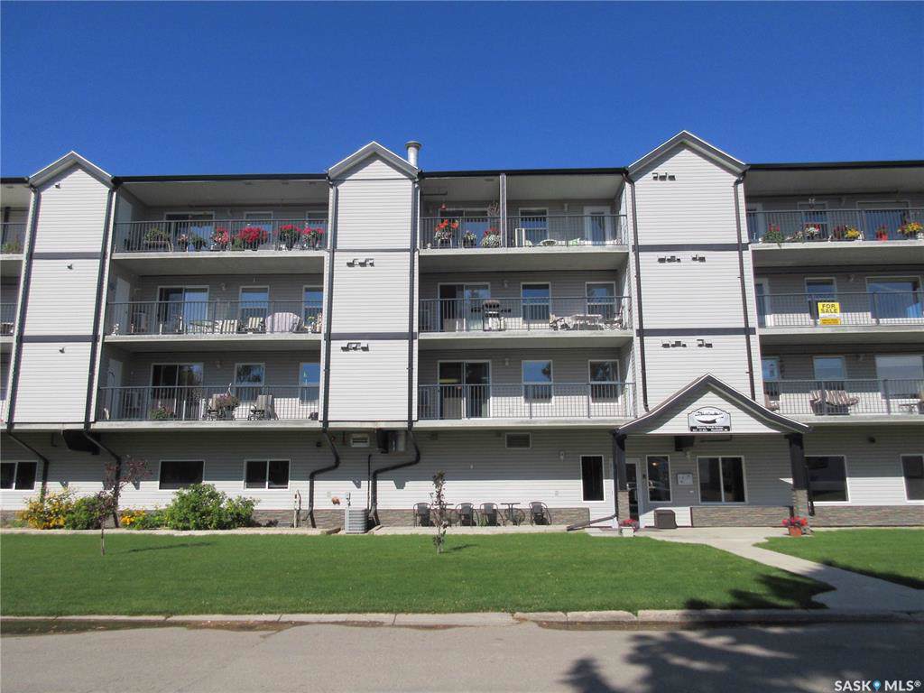 611 11th Avenue - Photo 1