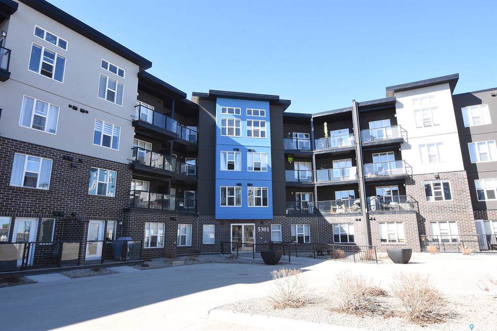 5301 Universal Crescent - Photo 1