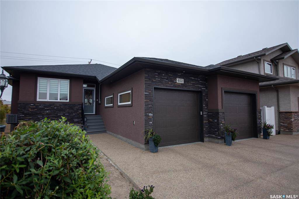 402 Brookview Drive - Photo 1