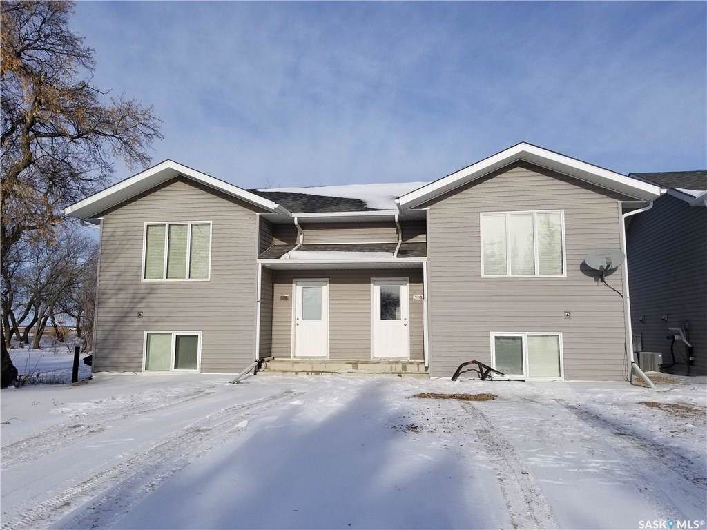 209 2nd Avenue - Photo 1