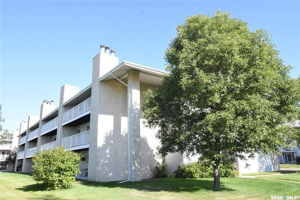 2410 Heseltine Road - Photo 1