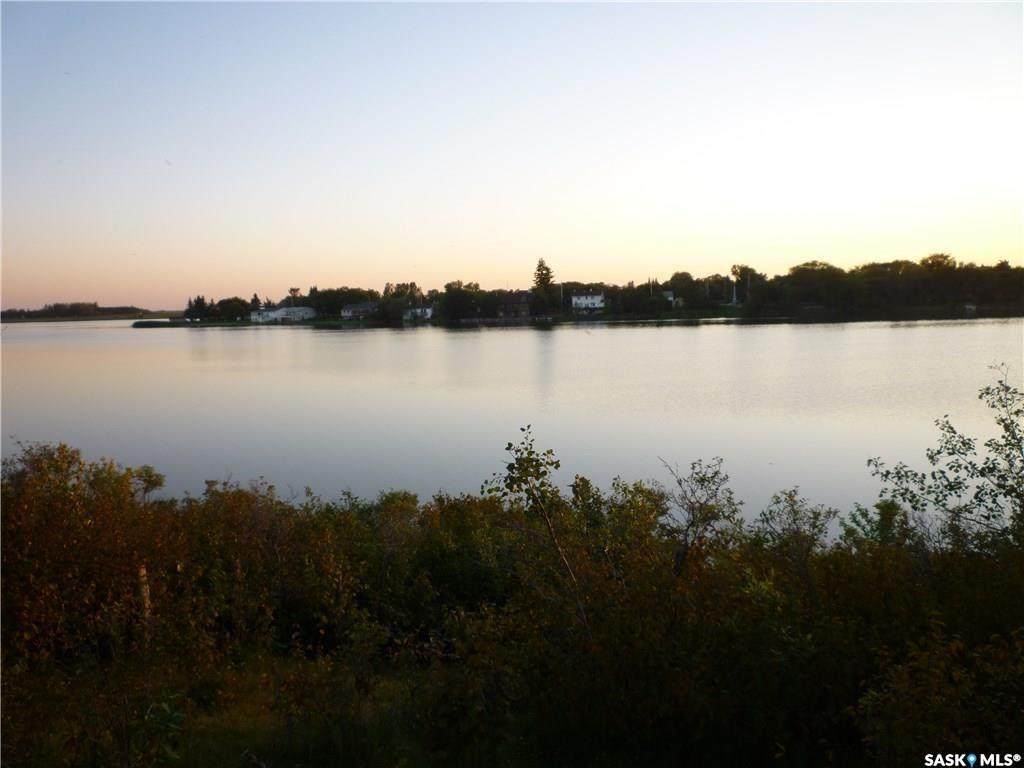 10 Lakeshore Drive - Photo 1