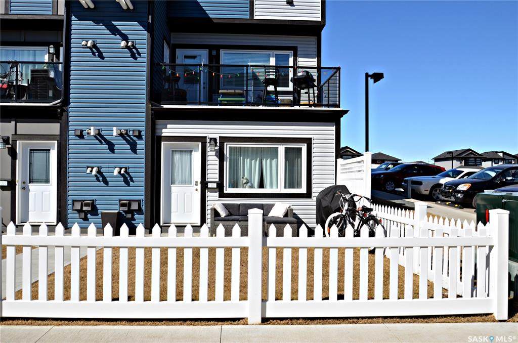 130 Marlatte Crescent - Photo 1