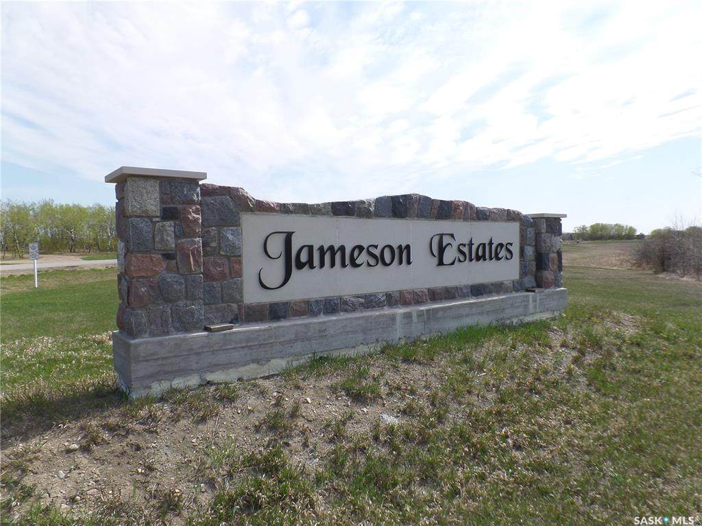 112 Jameson Crescent - Photo 1