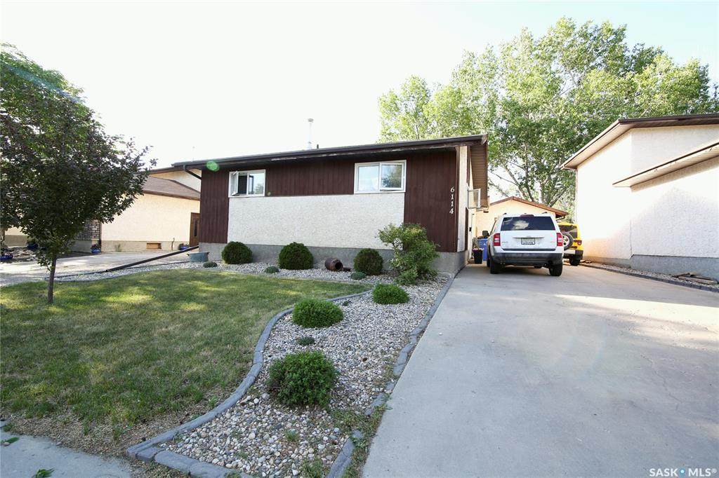 6114 Dalgliesh Drive - Photo 1