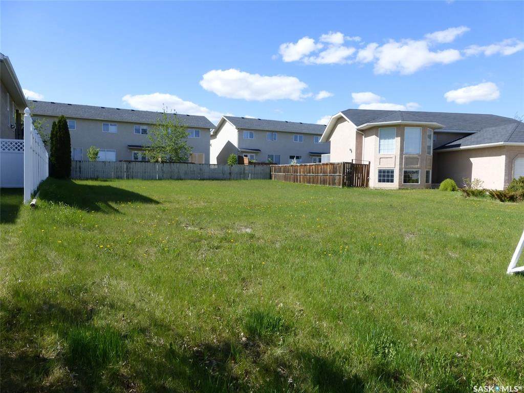 142 Beechmont Crescent - Photo 1
