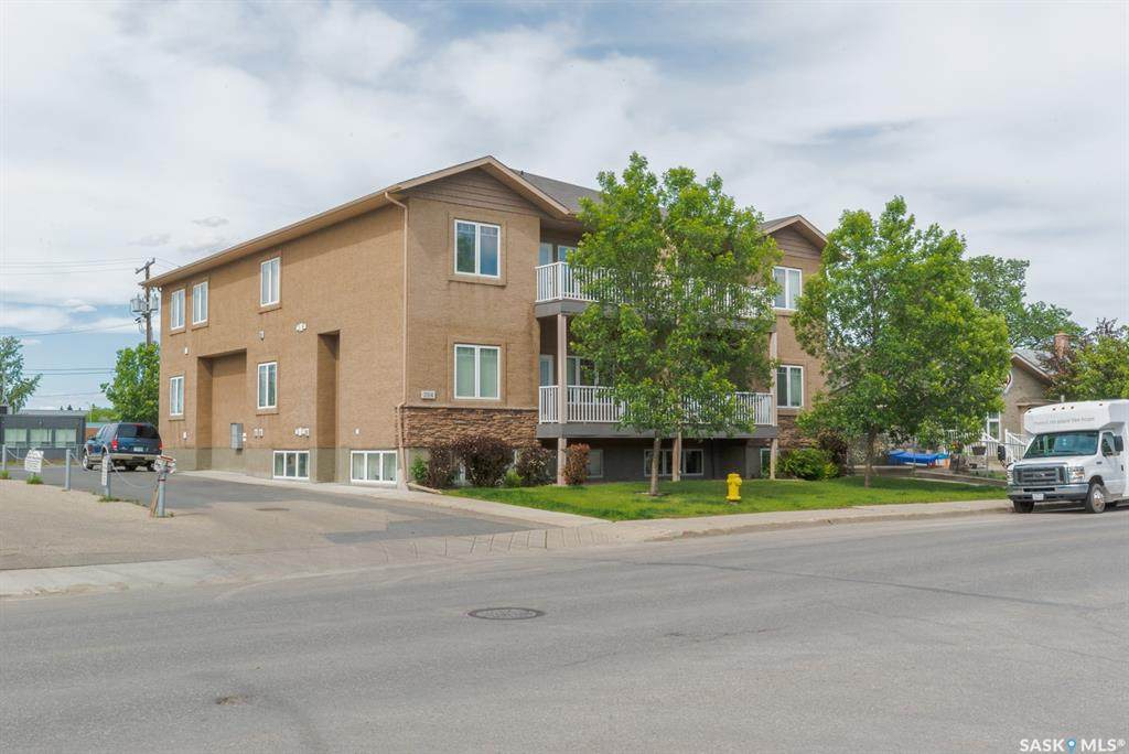 354 College Avenue - Photo 1