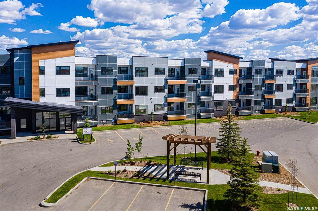 105 Willis Crescent - Photo 1