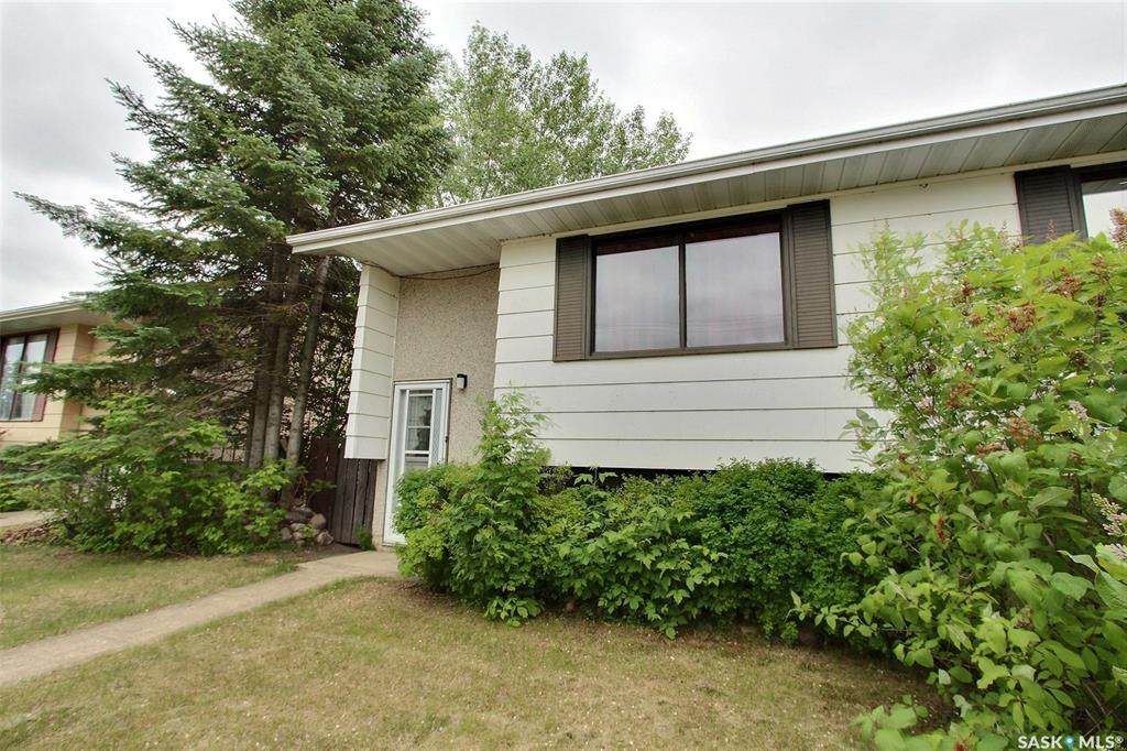 965 7th Street - Photo 1