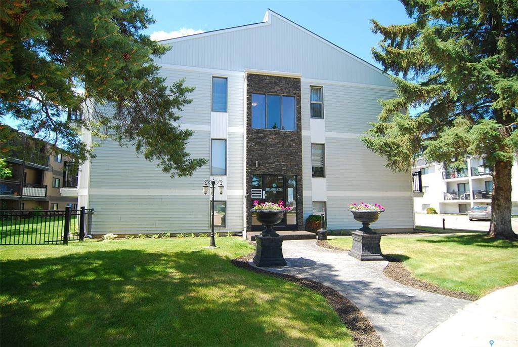 254 Pinehouse Place - Photo 1