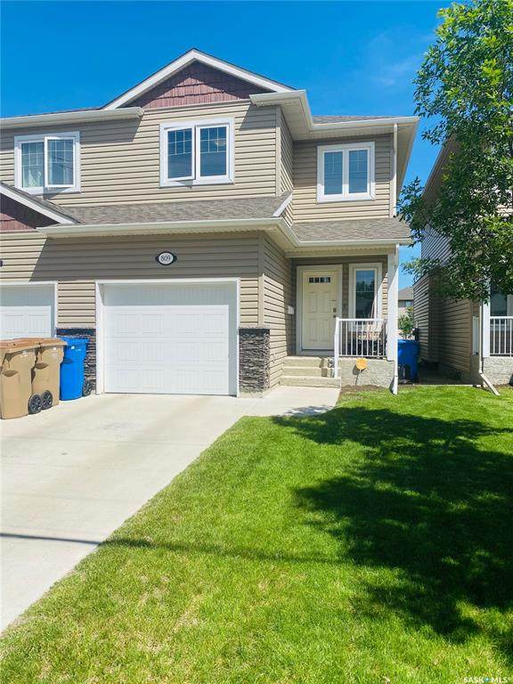 809 Connaught Street - Photo 1