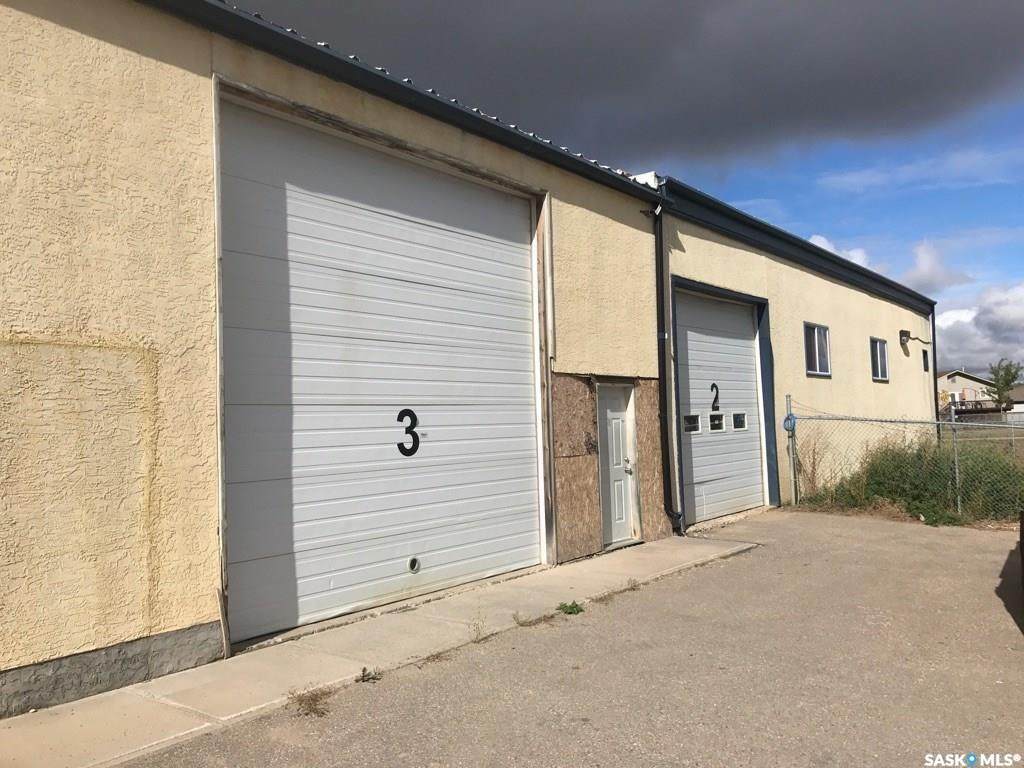 406 South Industrial Drive - Photo 1