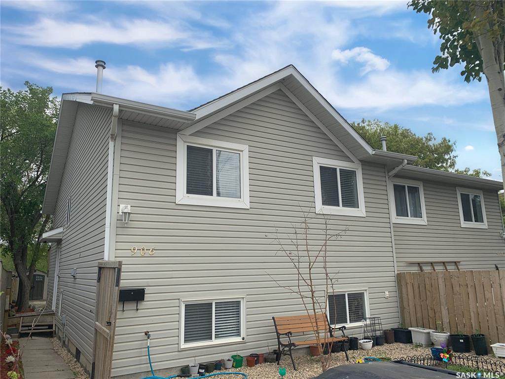 906 Gray Avenue - Photo 1