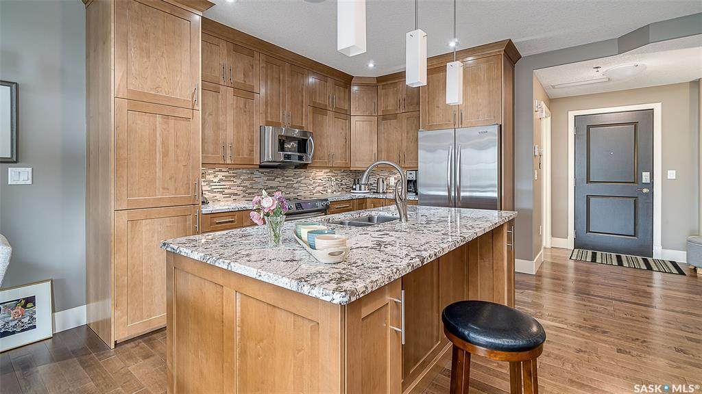 205 Fairford Street - Photo 1