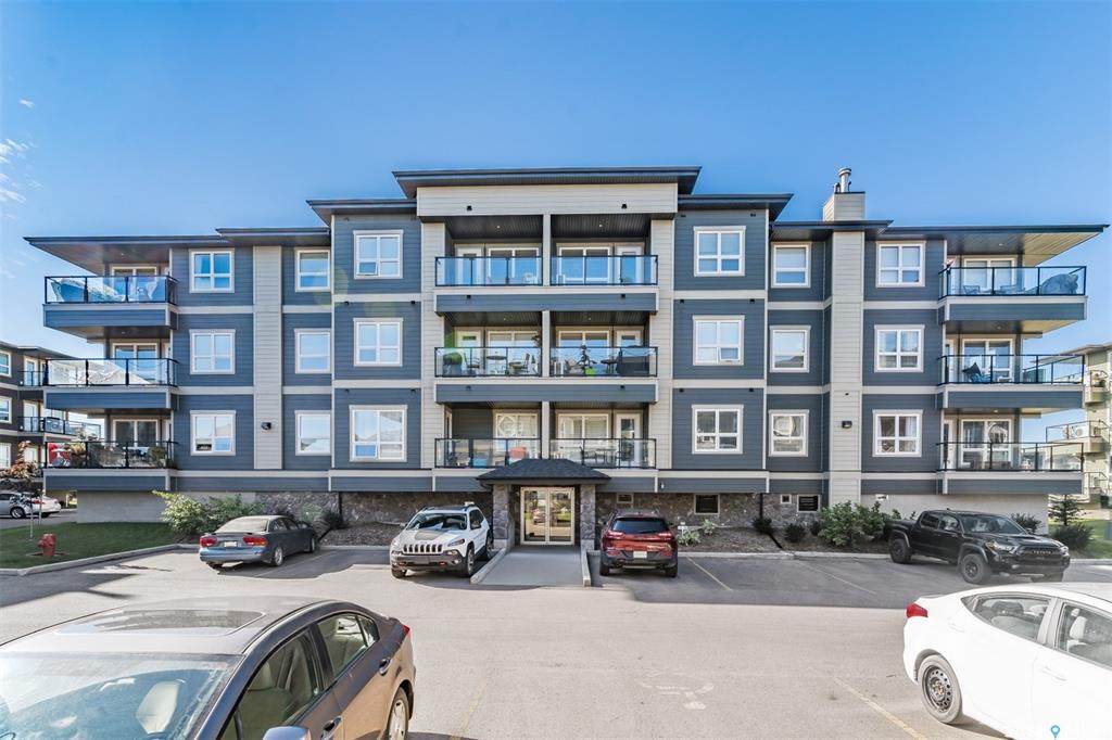 104 Willis Crescent - Photo 1