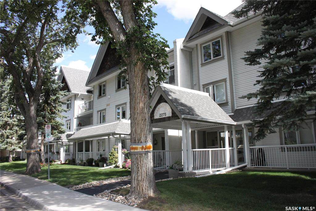 2275 Mcintyre Street - Photo 1