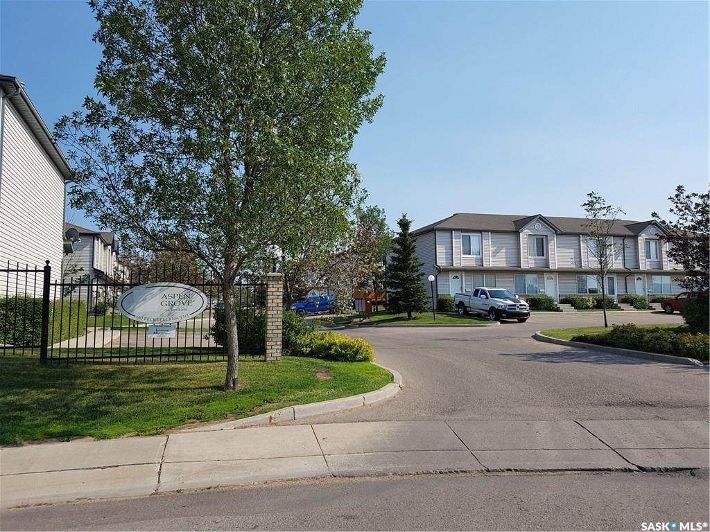 663 Beckett Crescent - Photo 1