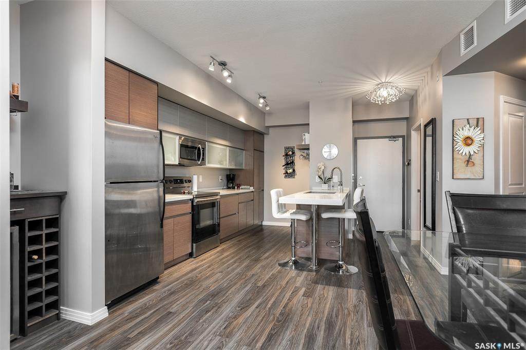 225 Maningas Bend - Photo 1