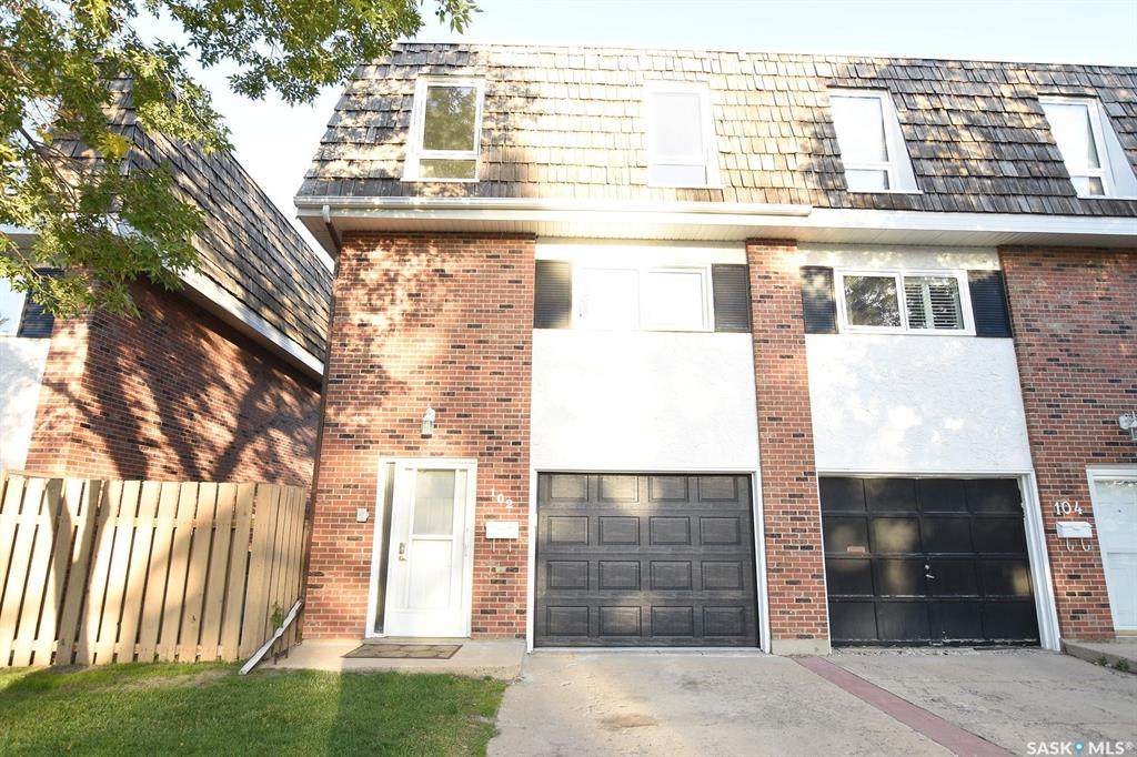 102 Lockwood Road - Photo 1