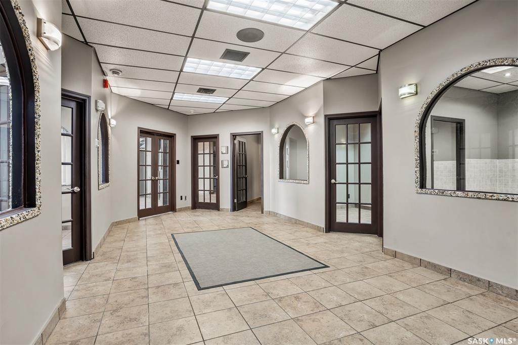 1540 Albert Street - Photo 1