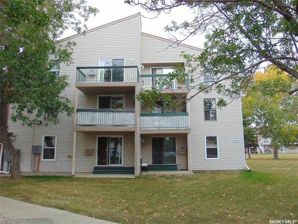 34 Nollet Avenue - Photo 1