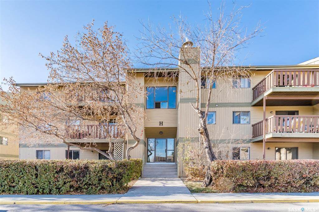 1121 Mckercher Drive - Photo 1