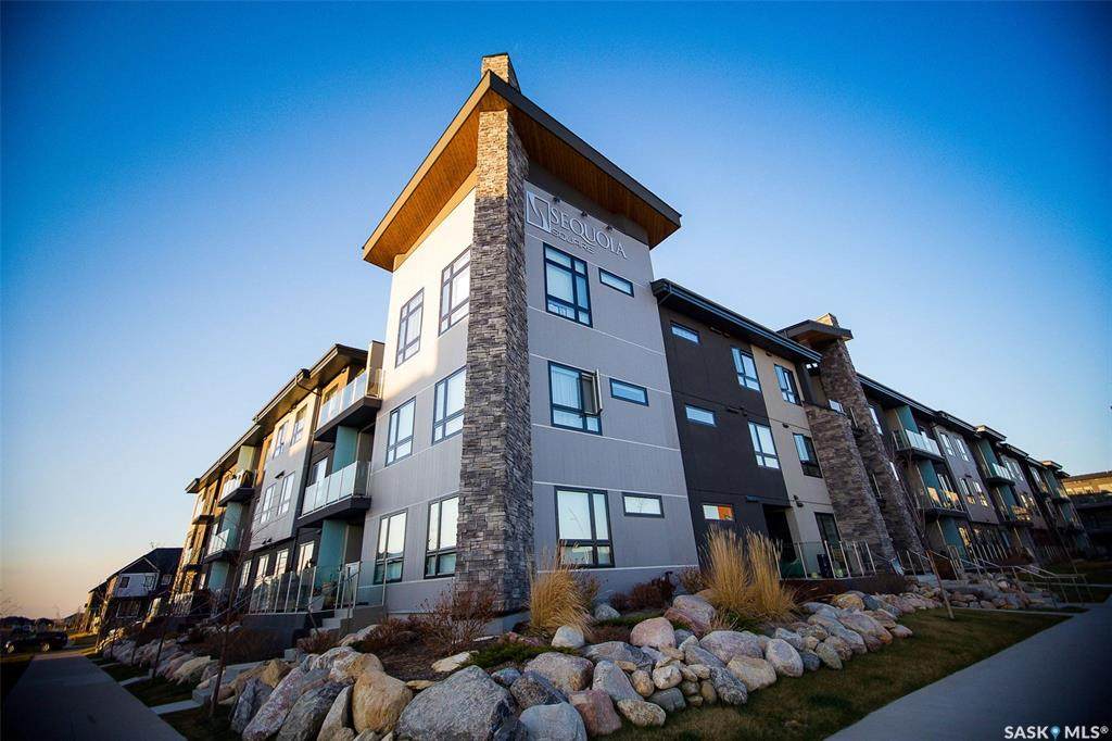 223 Evergreen Terrace - Photo 1