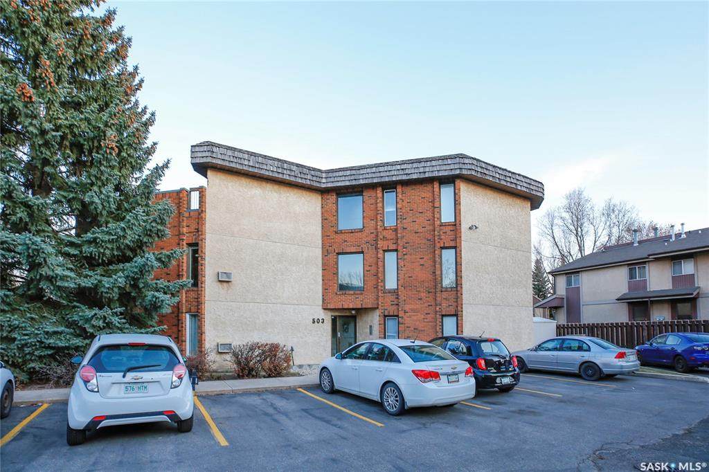 503 Tait Crescent - Photo 1